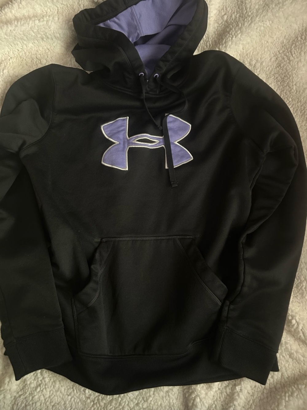 Under Armour Women’s L/G Dark Black And Purple Hoodie